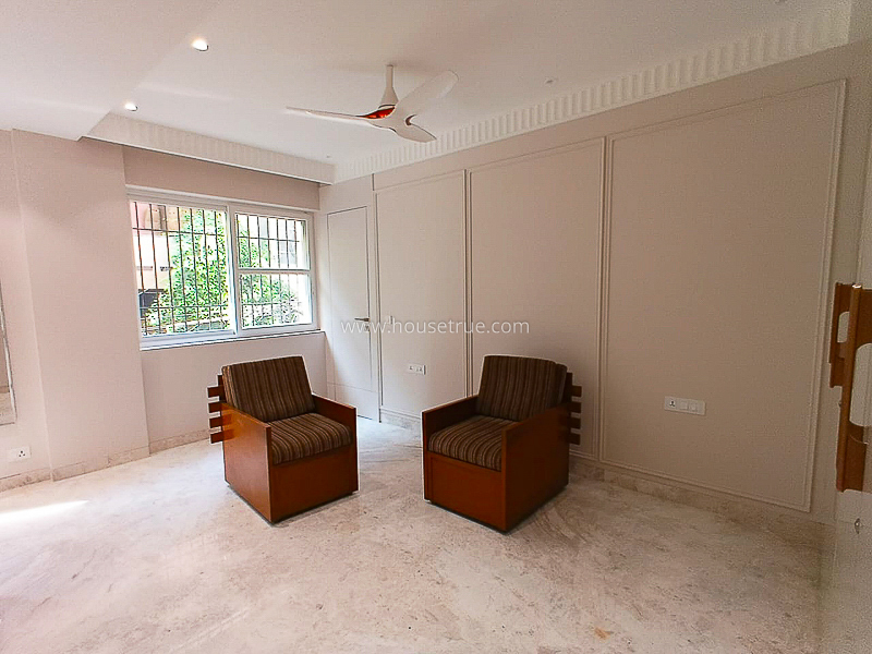 3 BHK Builder Floor For Rent in Nizamuddin East