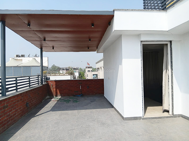 4 BHK Flat For Rent in Jangpura Extension
