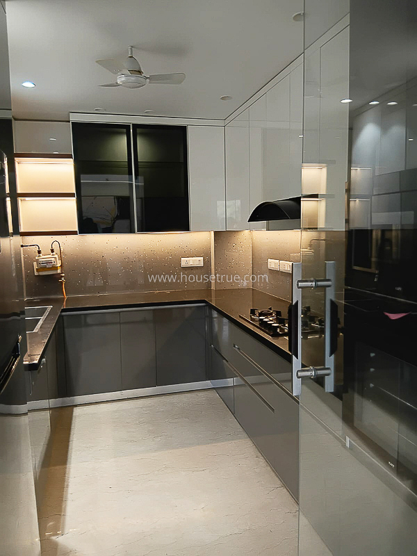 4 BHK Flat For Rent in Jangpura Extension