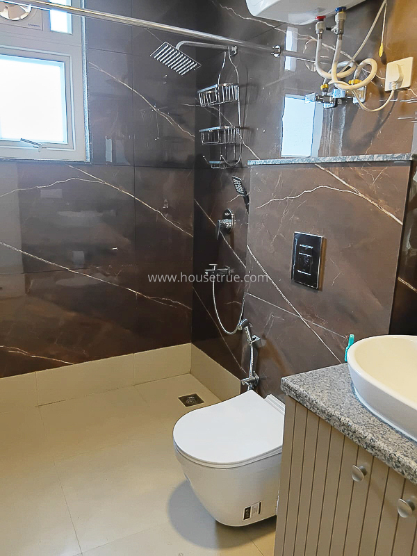 4 BHK Flat For Rent in Jangpura Extension