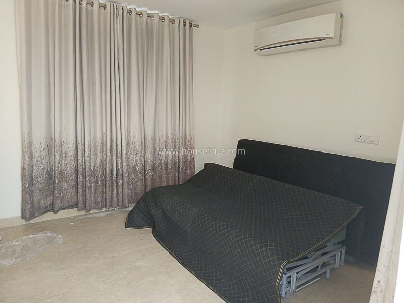 4 BHK Flat For Rent in Jangpura Extension