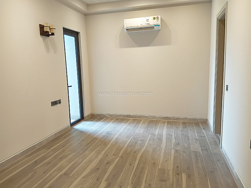 4 BHK Flat For Rent in Anand Lok