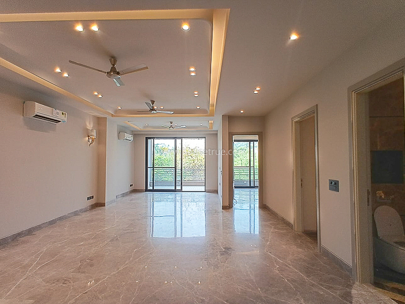 4 BHK Flat For Rent in Anand Lok