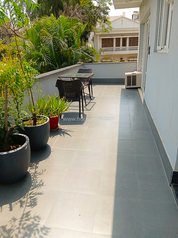 6 BHK House For Rent in New Friends Colony