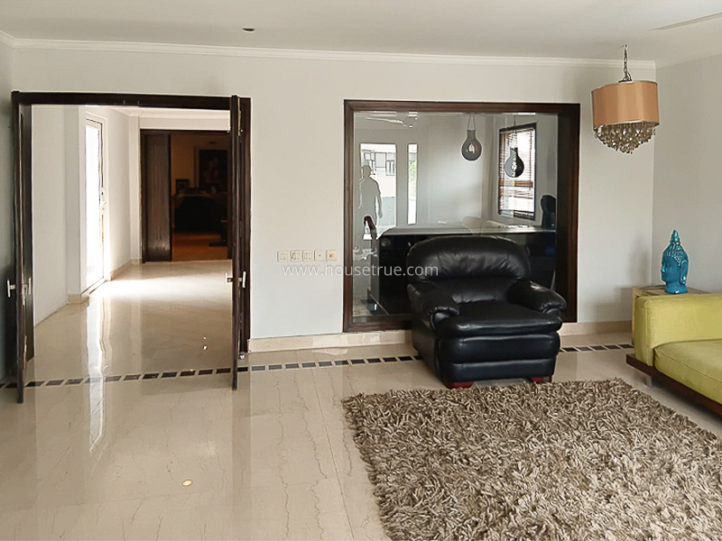 6 BHK House For Rent in New Friends Colony