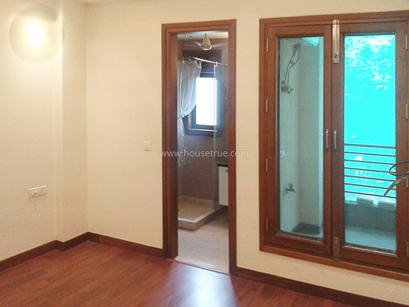 3 BHK Builder Floor For Sale in Gulmohar Park