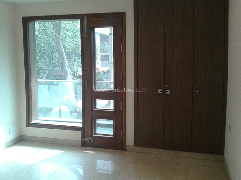 3 BHK Builder Floor For Sale in Gulmohar Park
