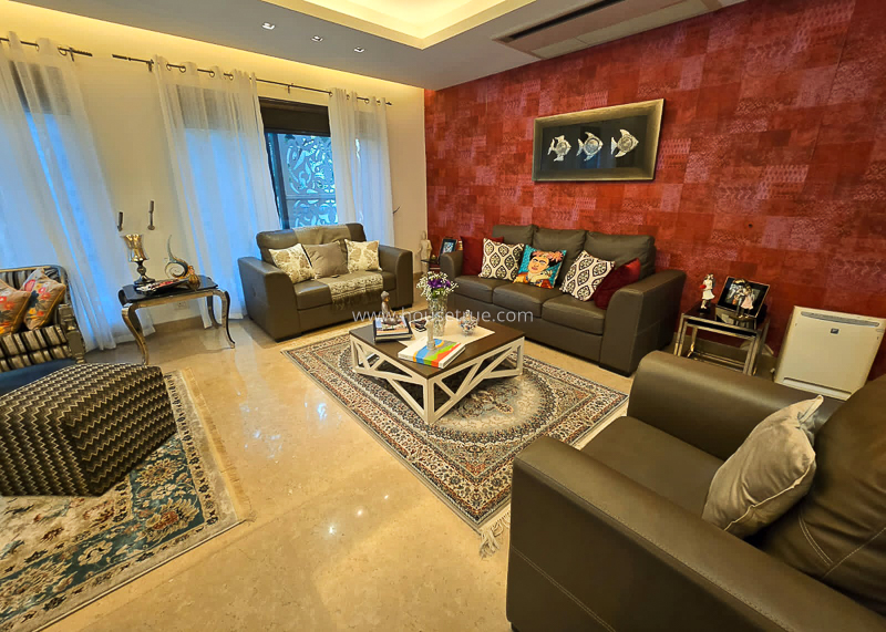 4 BHK Flat For Sale in Shanti Niketan