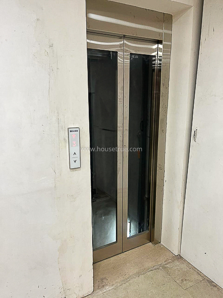 Office Space Lease in South Extension 1