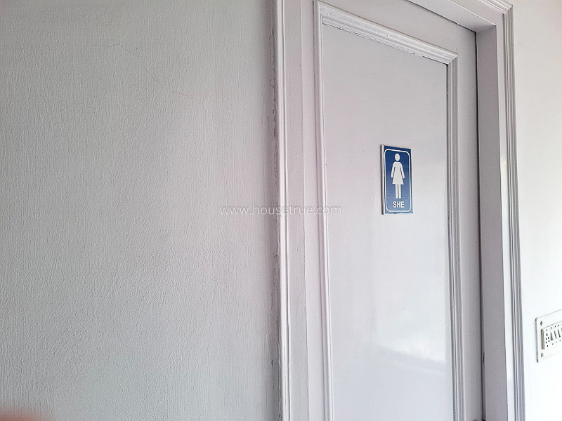 Office Space Lease in Defence Colony