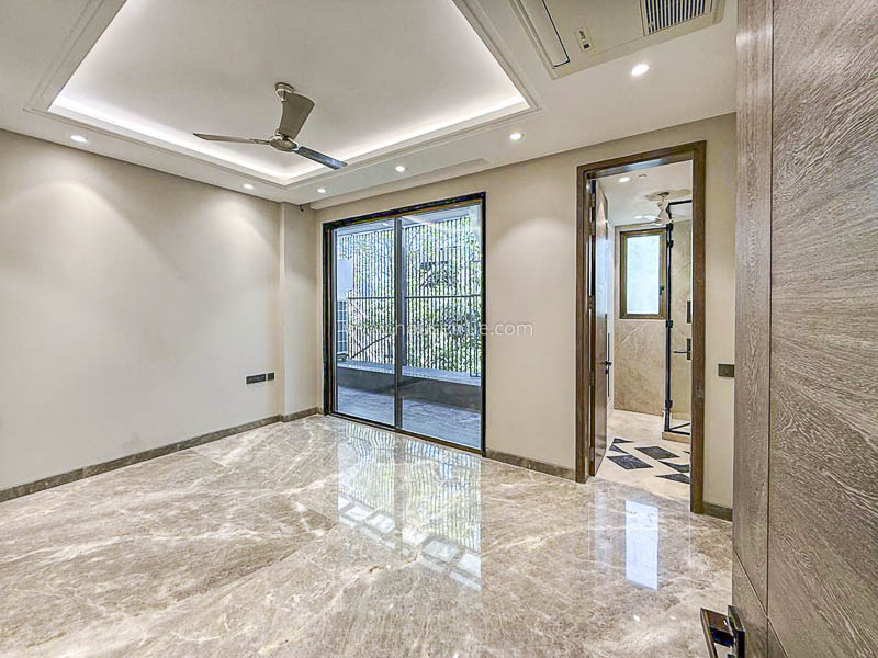 4 BHK Builder Floor For Rent in Shanti Niketan