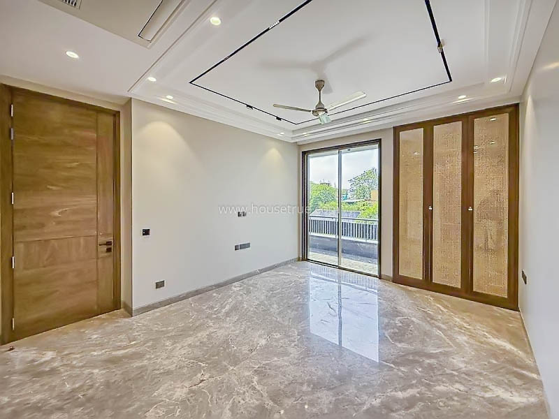 4 BHK Builder Floor For Rent in Shanti Niketan