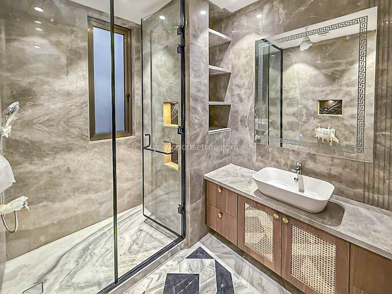 4 BHK Builder Floor For Rent in Shanti Niketan