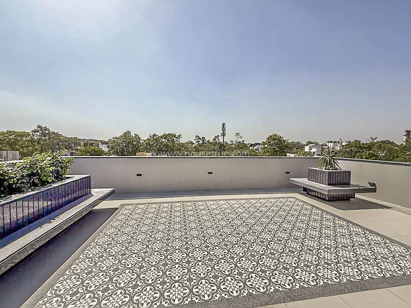 4 BHK Builder Floor For Rent in Shanti Niketan