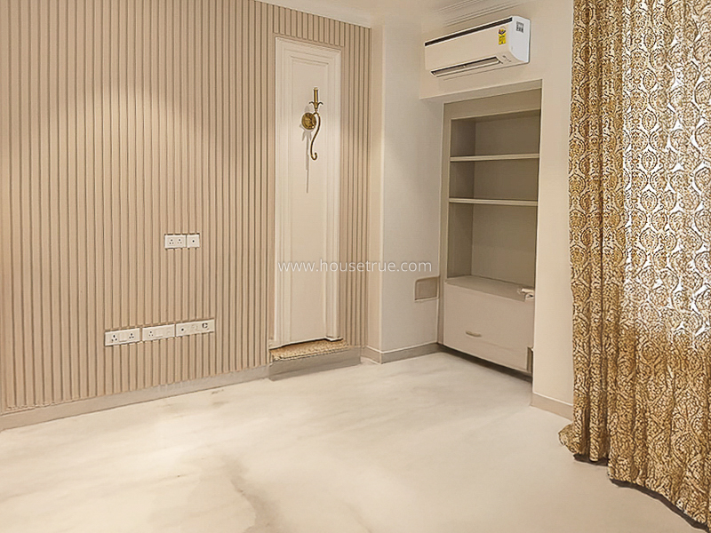 2 BHK Flat For Rent in Defence Colony