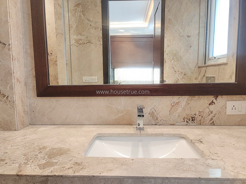 4 BHK Flat For Rent in Vasant Vihar