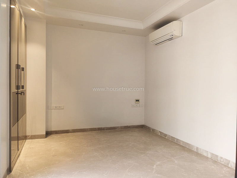 4 BHK Flat For Rent in Vasant Vihar