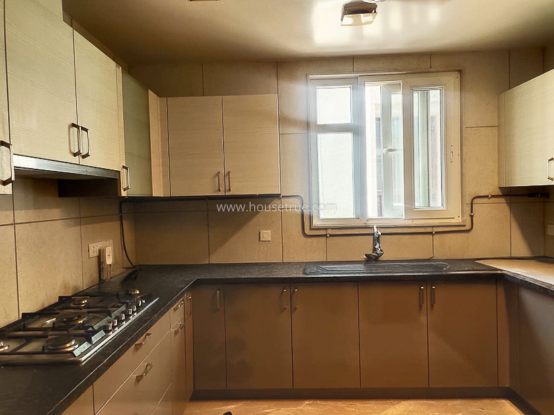 4 BHK Flat For Rent in Vasant Vihar