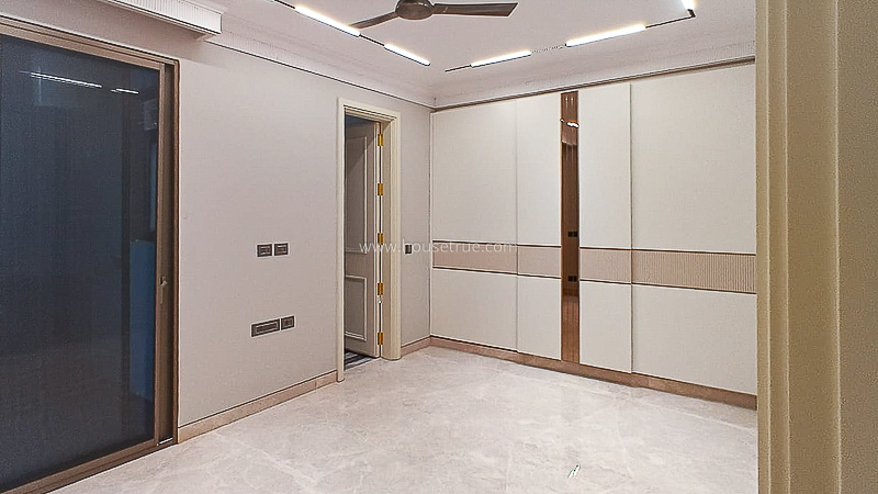 3 BHK Builder Floor For Rent in Defence Colony