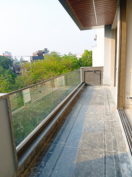 3 BHK Builder Floor For Rent in Defence Colony