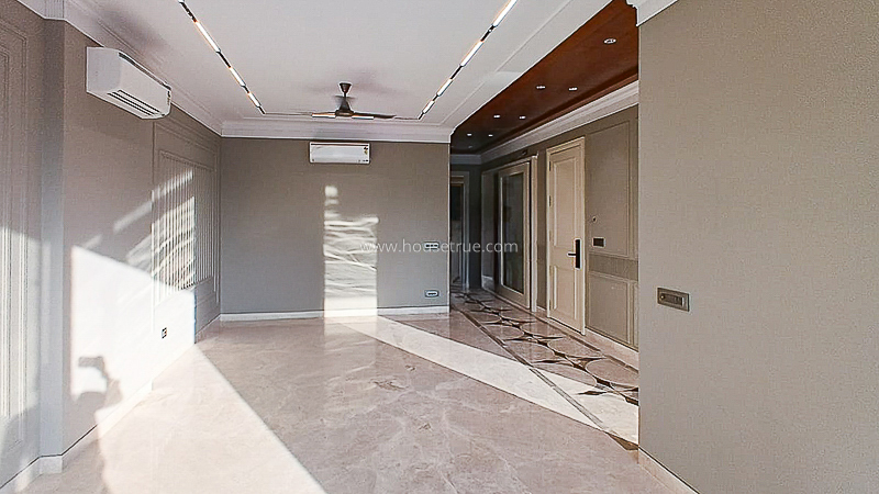 3 BHK Builder Floor For Rent in Defence Colony