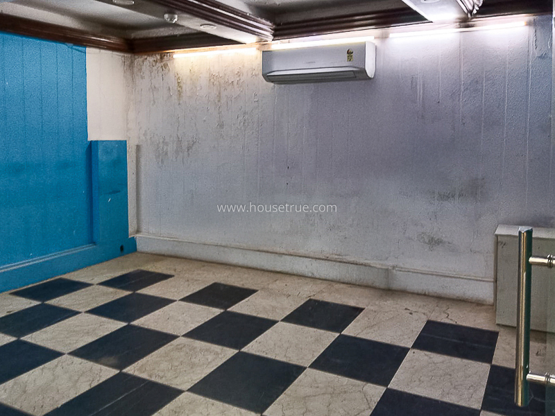 Office Space Lease in Connaught Place