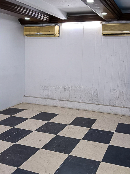 Office Space Lease in Connaught Place