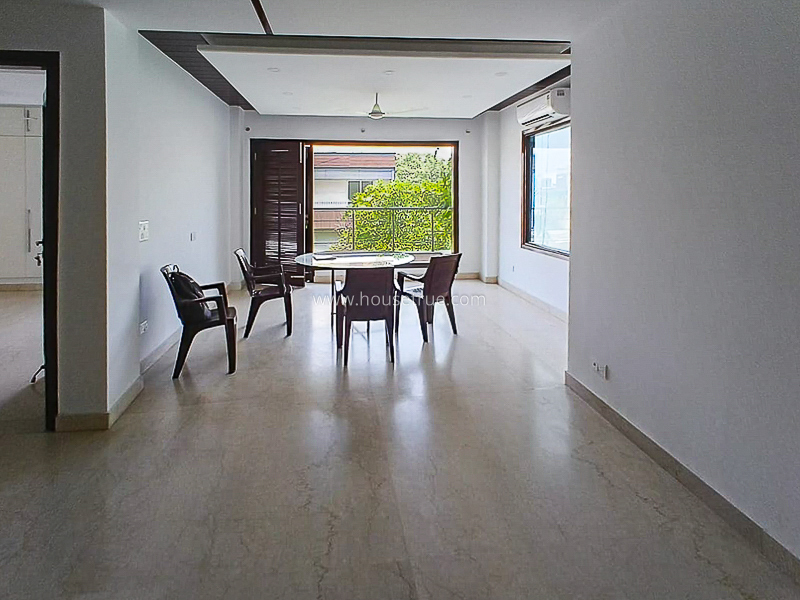 3 BHK Flat For Sale in Defence Colony