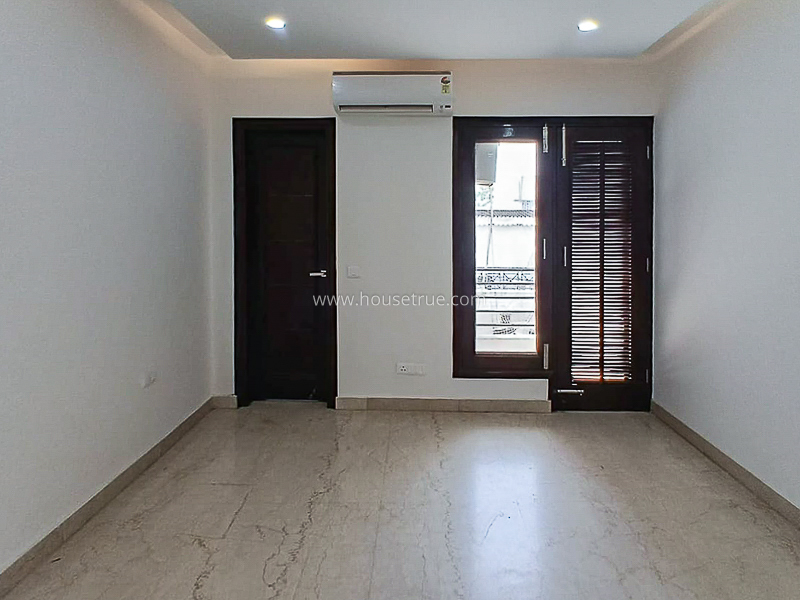 3 BHK Flat For Sale in Defence Colony