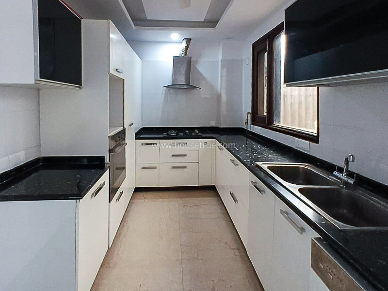 3 BHK Flat For Sale in Defence Colony