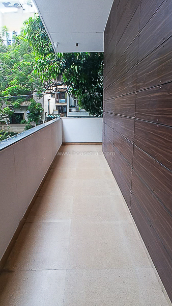 3 BHK Flat For Rent in Defence Colony