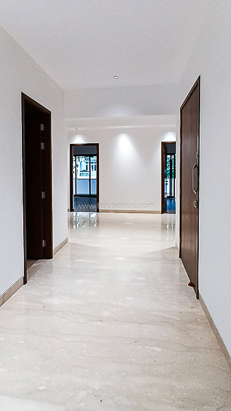 3 BHK Flat For Rent in Defence Colony