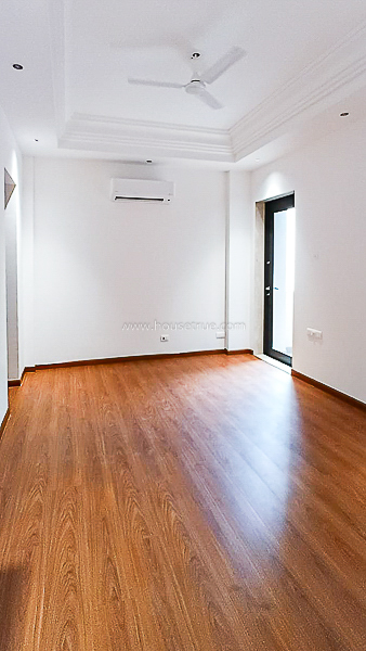 3 BHK Flat For Rent in Defence Colony