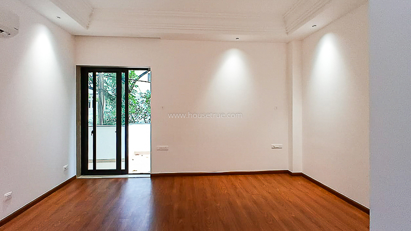 3 BHK Flat For Rent in Defence Colony