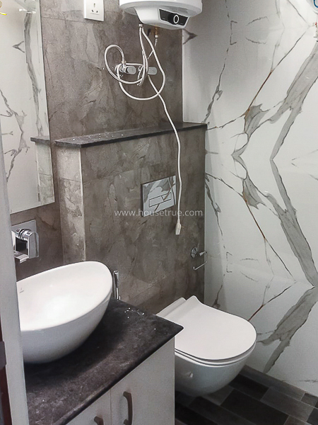 Office Space Lease in East of Kailash