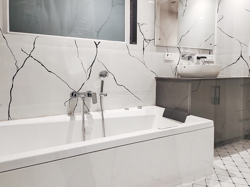 4 BHK Flat For Sale in Vasant Vihar