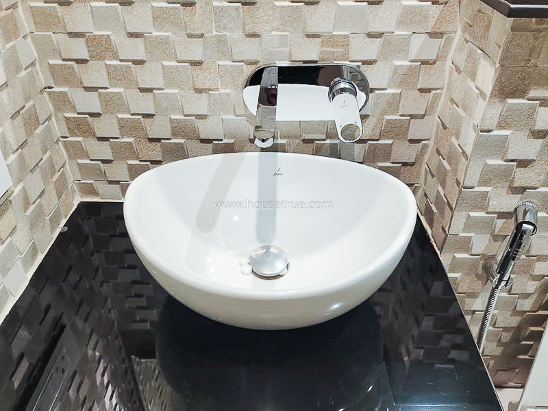 4 BHK Flat For Sale in Vasant Vihar