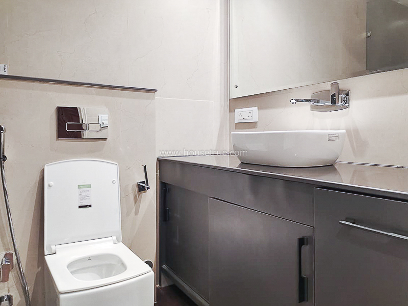 4 BHK Flat For Sale in Vasant Vihar