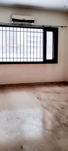 3 BHK Flat For Rent in Anand Lok