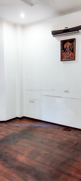 3 BHK Flat For Rent in Anand Lok
