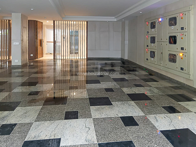 3 BHK Duplex For Rent in Defence Colony