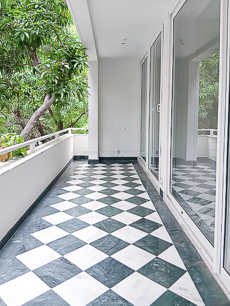 3 BHK Duplex For Rent in Defence Colony