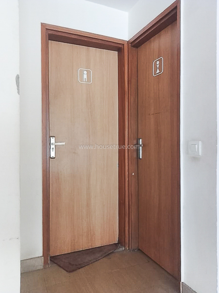 Office Space Lease in Green Park