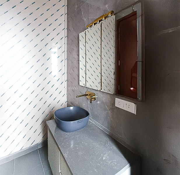 4 BHK Flat For Rent in Defence Colony