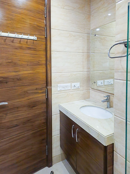 3 BHK Flat For Sale in Greater Kailash Part 3