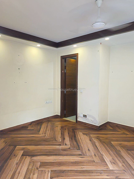 3 BHK Flat For Sale in Greater Kailash Part 3