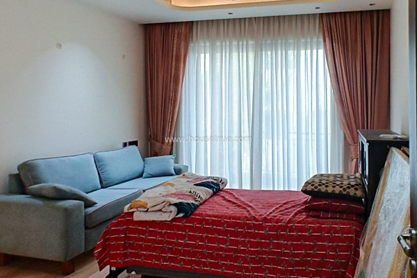 5 BHK House For Rent in Golf Links