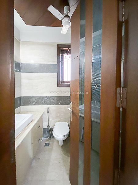 3 BHK Builder Floor For Sale in Greater Kailash Enclave 2