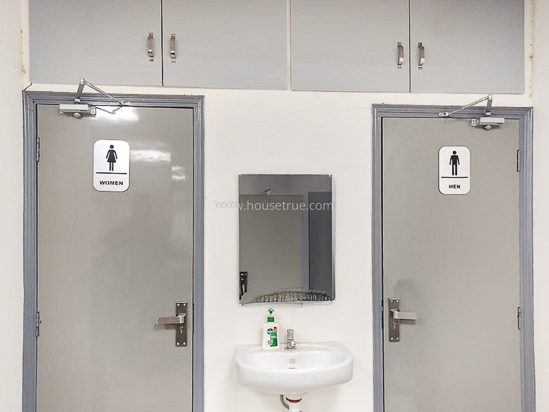 Office Space Lease in Connaught Place