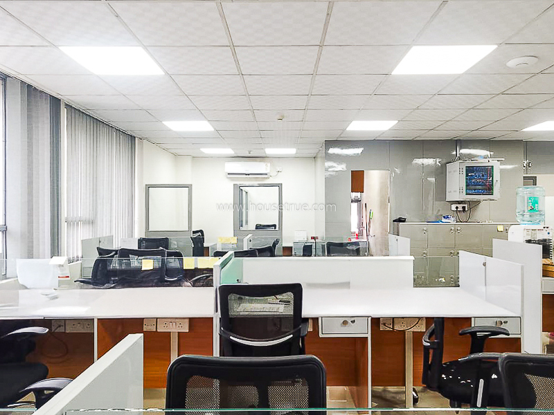 Office Space Lease in Connaught Place